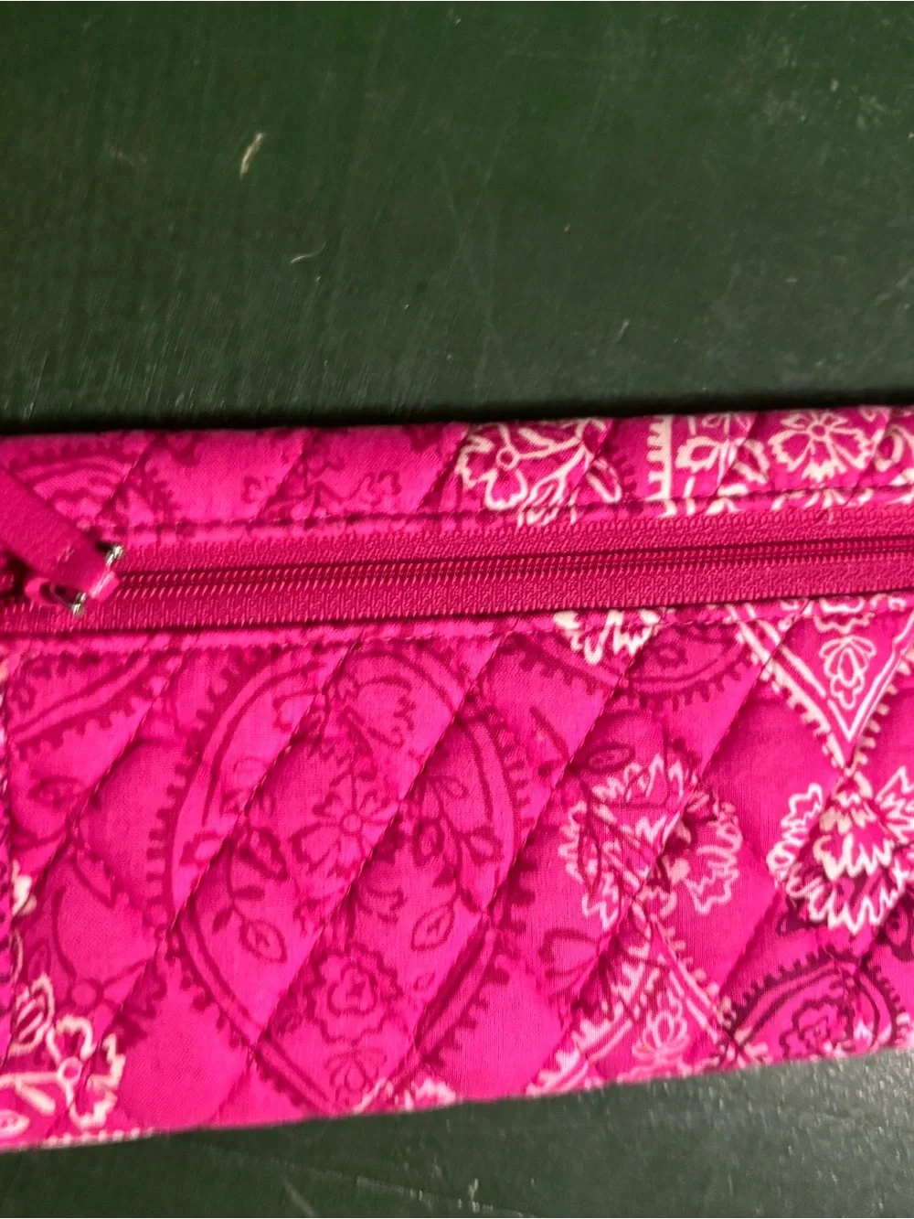 Vera Bradley Quilted Hot Pink Paisley wallet - Picture 2 of 5